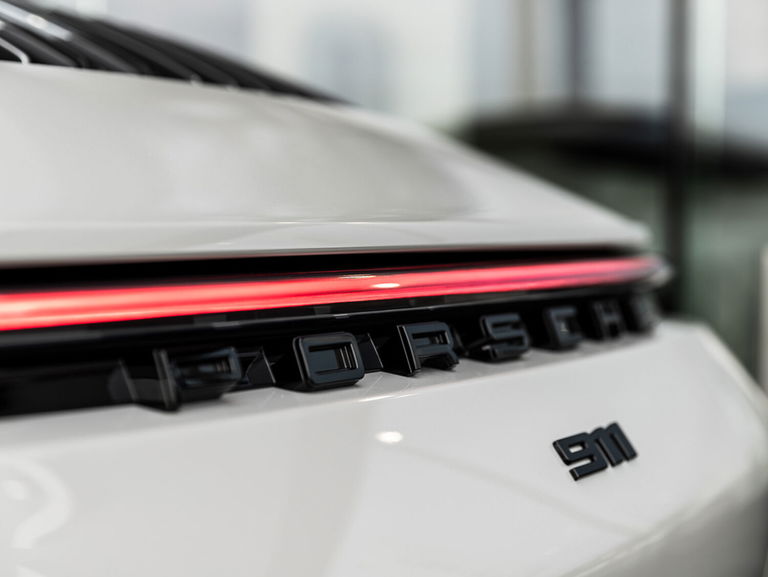 Porsche 992 Carrera 4S