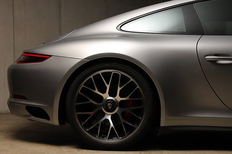 Porsche 991.2 Carrera GTS