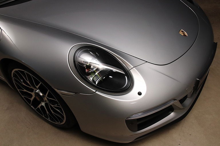 Porsche 991.2 Carrera GTS