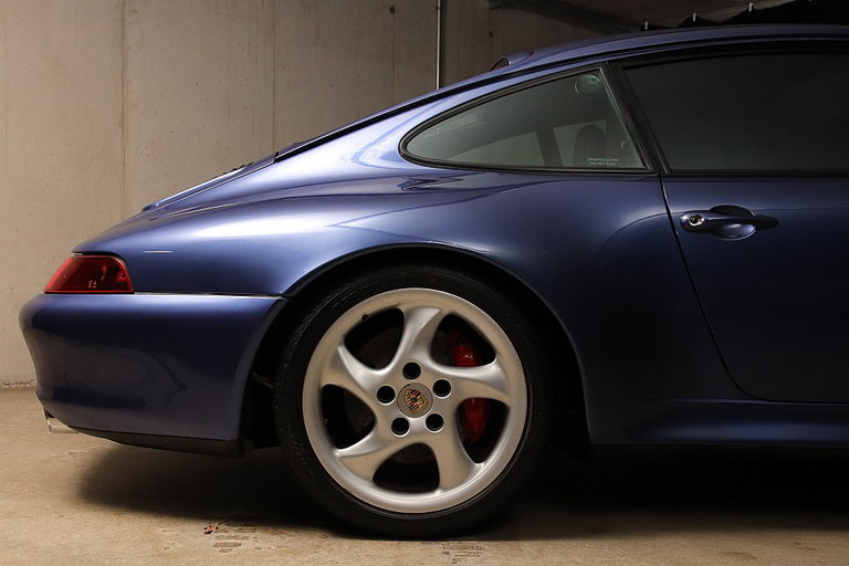 Porsche 993 Carrera 4S