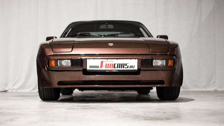Porsche 944 Coupé