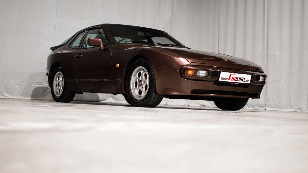 Porsche 944 Coupé