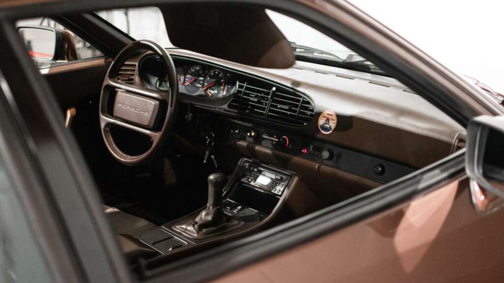 Porsche 944 Interior