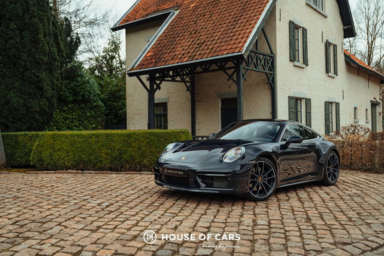 Porsche 992 Belgian Legend Edition