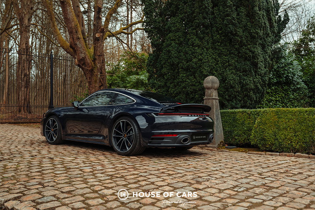 Porsche 992 Belgian Legend Edition