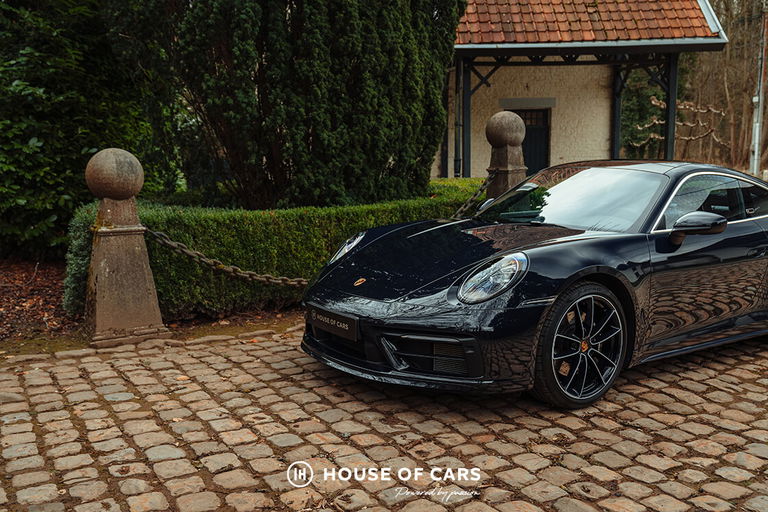 Porsche 992 Belgian Legend Edition