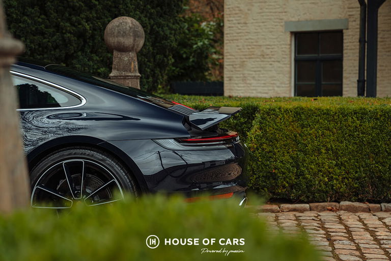 Porsche 992 Belgian Legend Edition