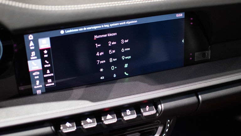 Porsche 992 Carrera 4S