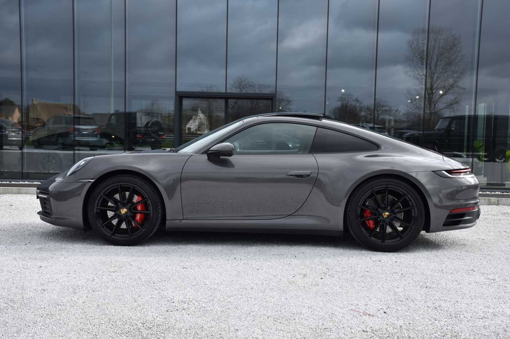 Porsche 992 Carrera 4S
