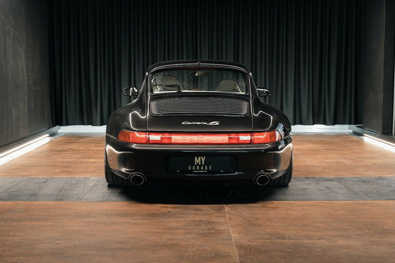 Porsche 993 Carrera 4S