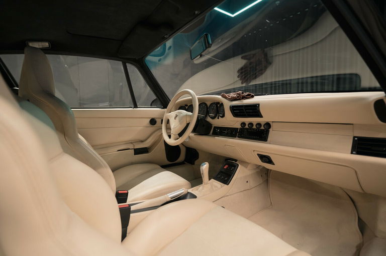 Porsche 993 Carrera 4S