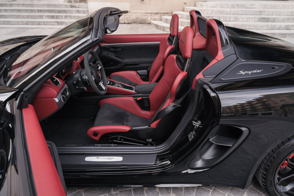 Porsche 718 Spyder