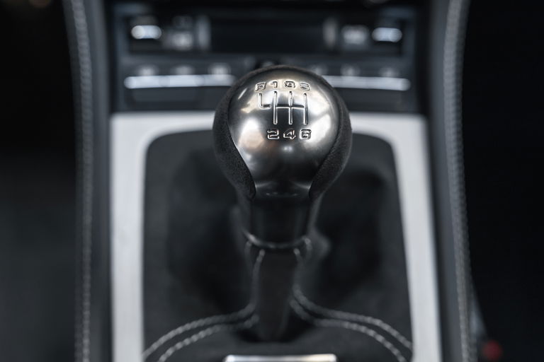 Porsche 718 Cayman GT4