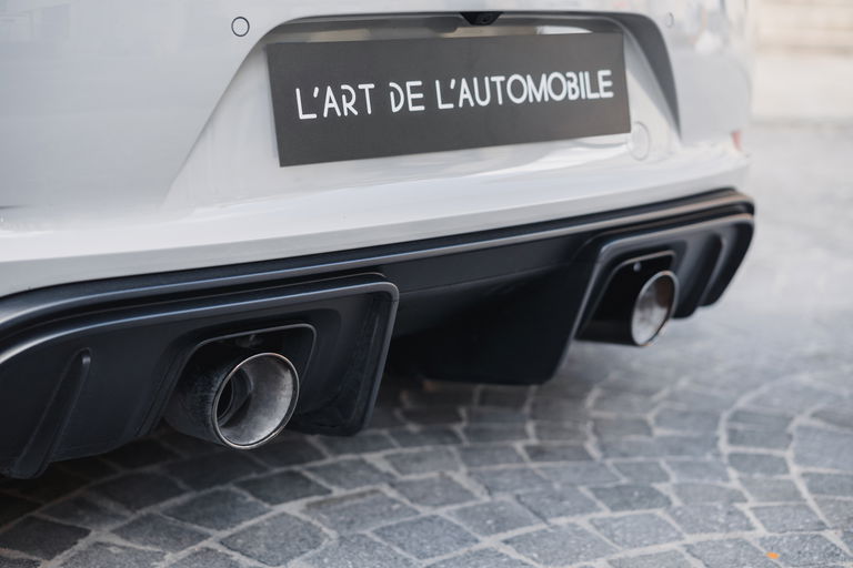 Porsche 718 Cayman GT4