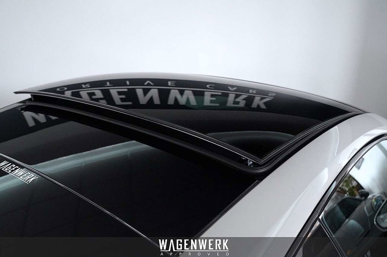 Porsche 992 Carrera 4
