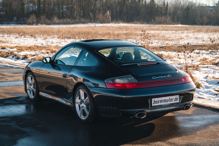 Porsche 996 Carrera 4S