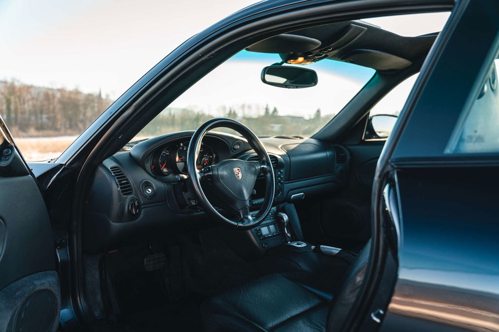 Porsche 996 Carrera 4S