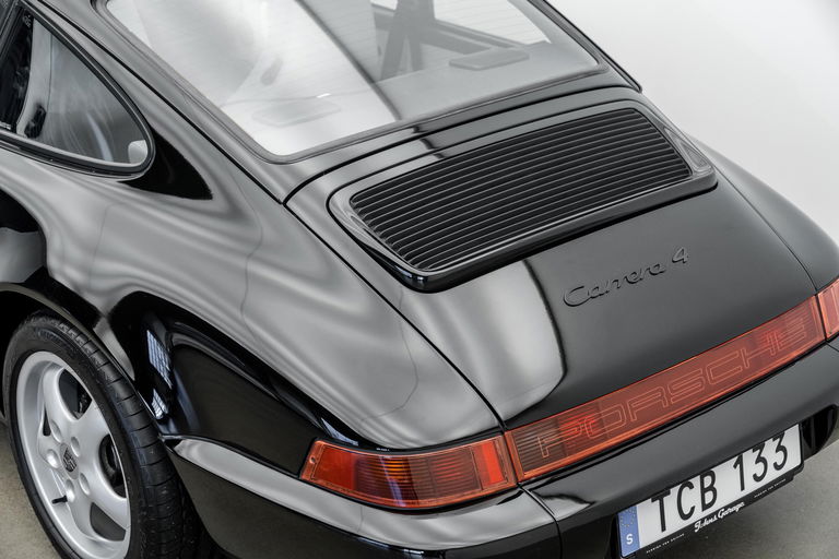 Porsche 964 Carrera 4
