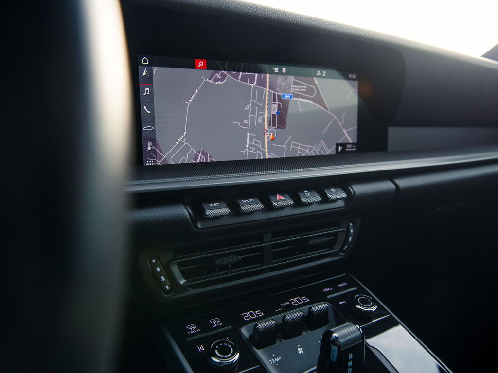 Porsche 992 Carrera 4S