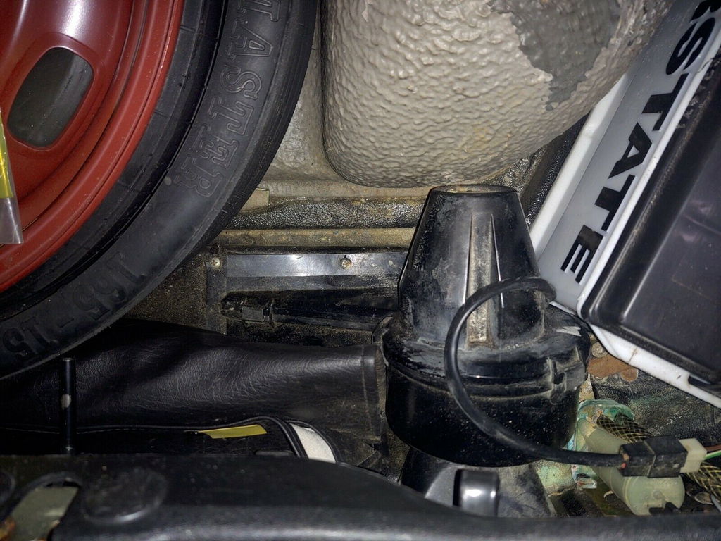 Porsche 911 Carrera 3.2 (US)