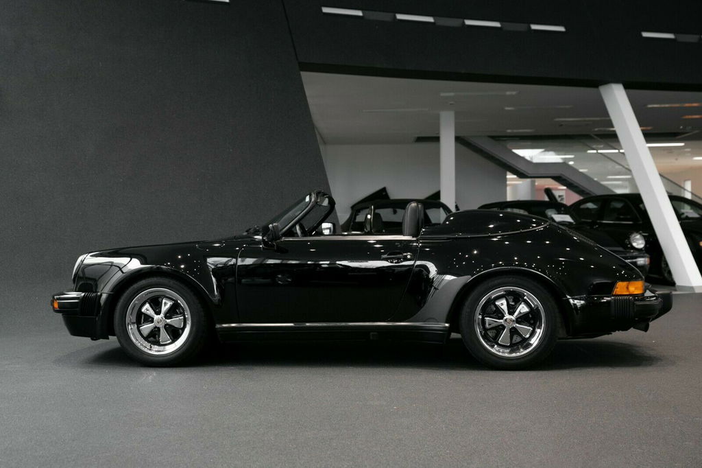 Porsche 911 Carrera 3.2 Speedster (US)