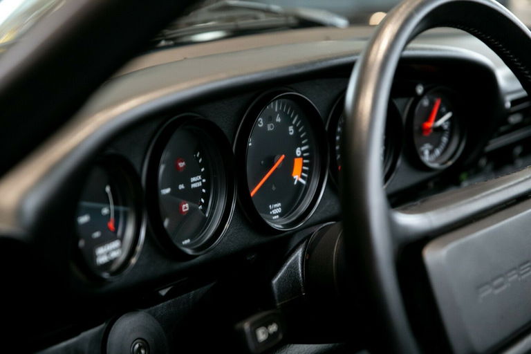 Porsche 911 Carrera 3.2 Speedster (US)