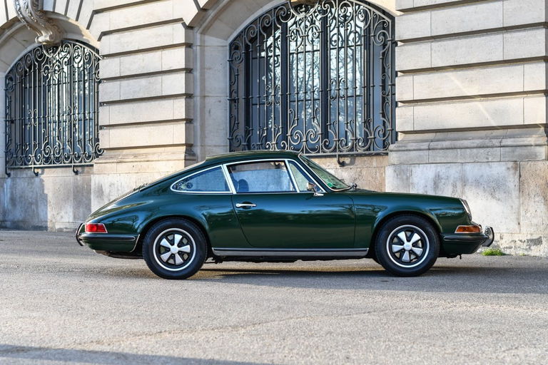 Porsche 911 T