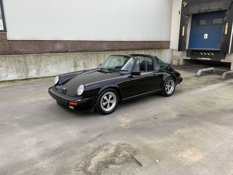 Porsche 911 Carrera 3.2