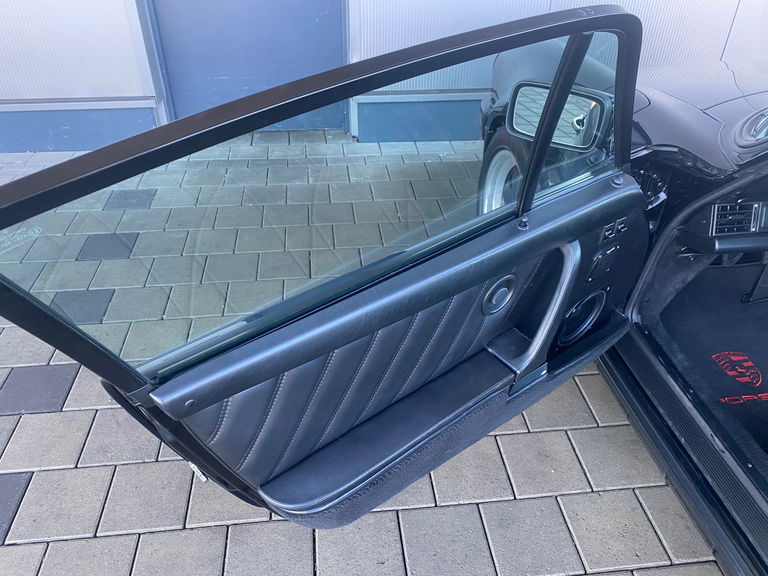 Porsche 911 Turbo 3.3