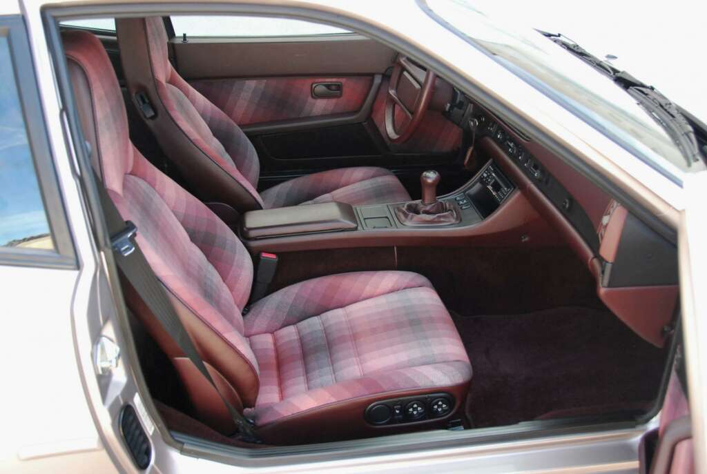 Porsche 944 Turbo S Innenraum