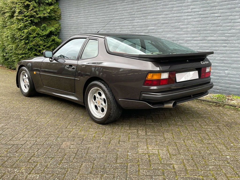 Porsche 944 Turbo Coupé