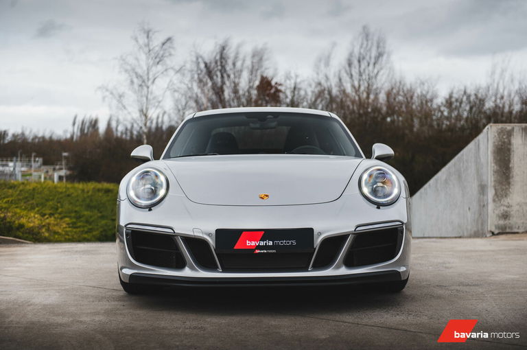 Porsche 991.2 Carrera 4 GTS