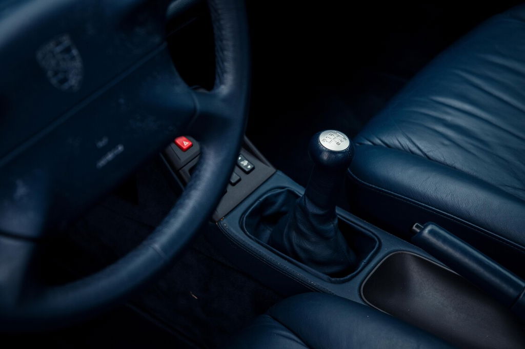 Porsche 993 Carrera 4S