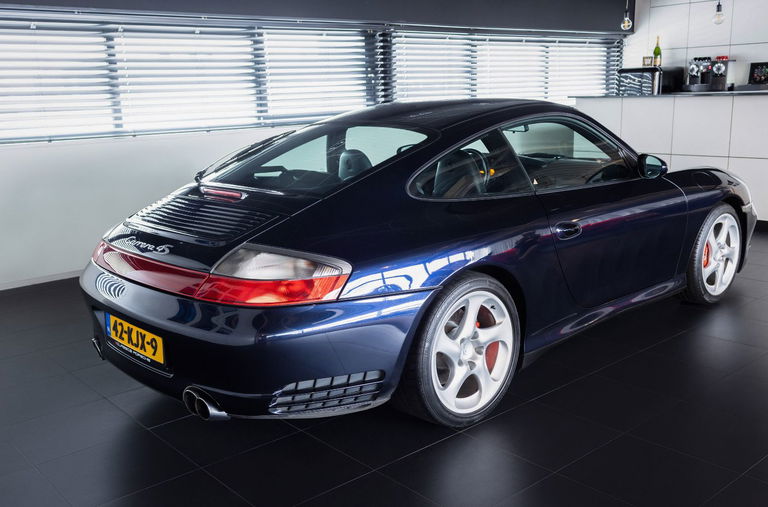 Porsche 996 Carrera 4S