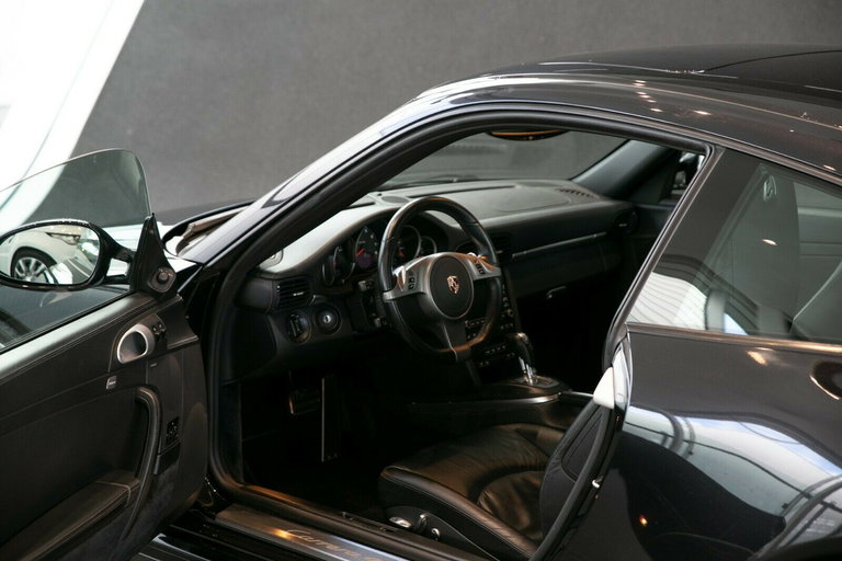 Porsche 997.2 Carrera 4S