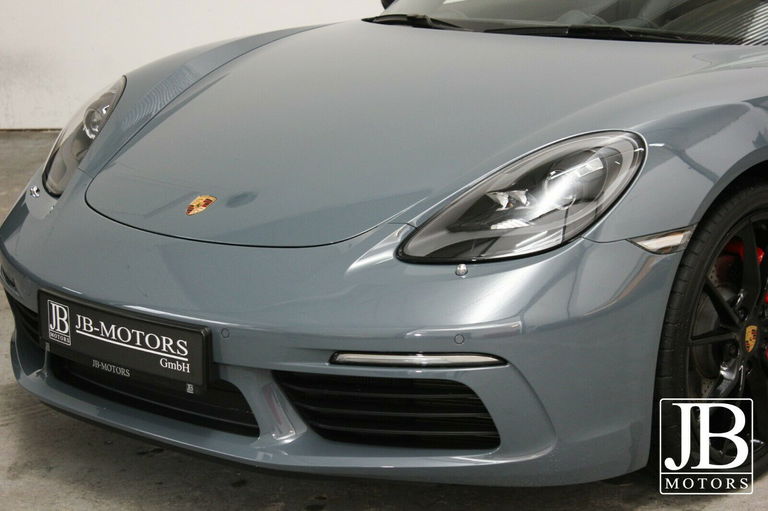 Porsche 718 Boxster S