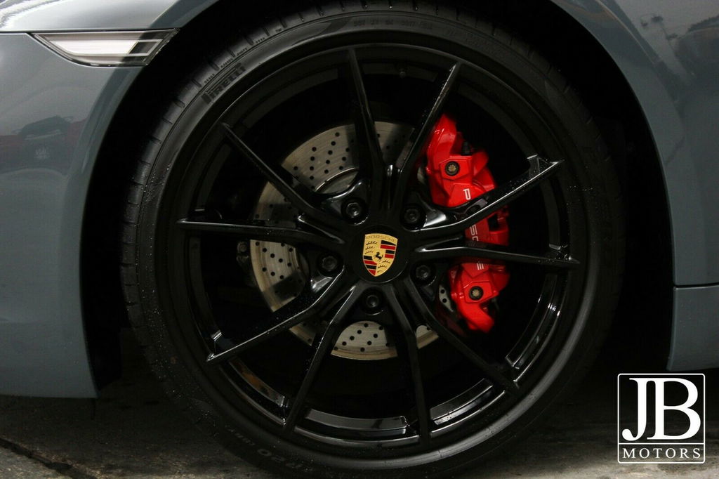 Porsche 718 Boxster S