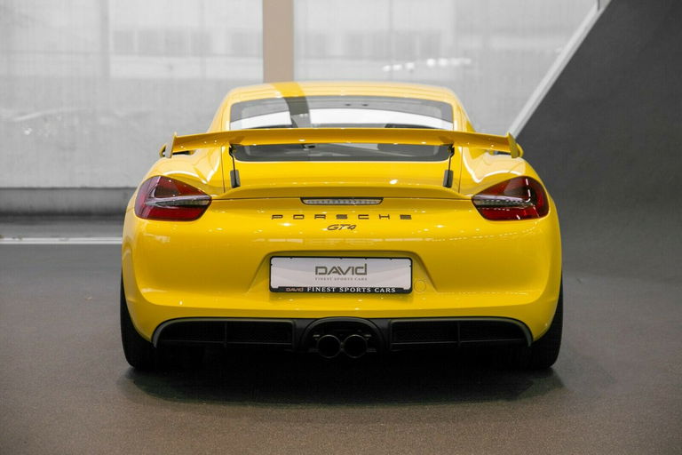 Porsche 981 Cayman GT4