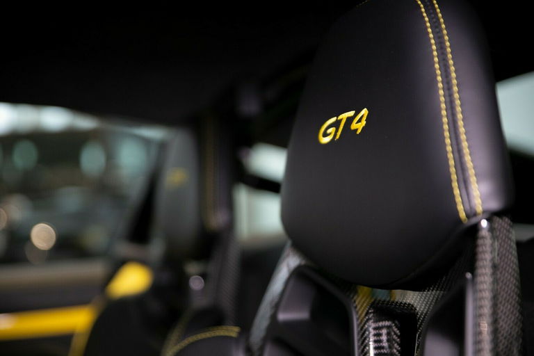 Porsche 981 Cayman GT4