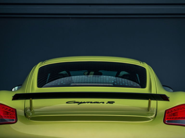 Porsche 987 Cayman R