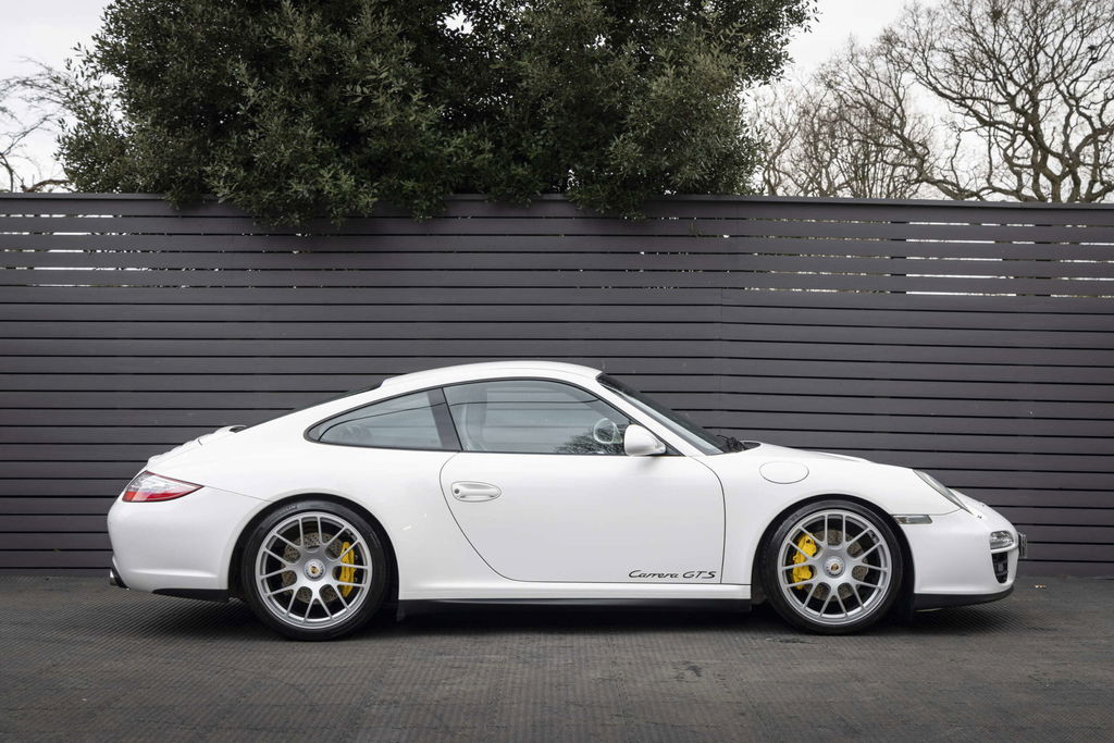 Porsche 997.2 Carrera GTS