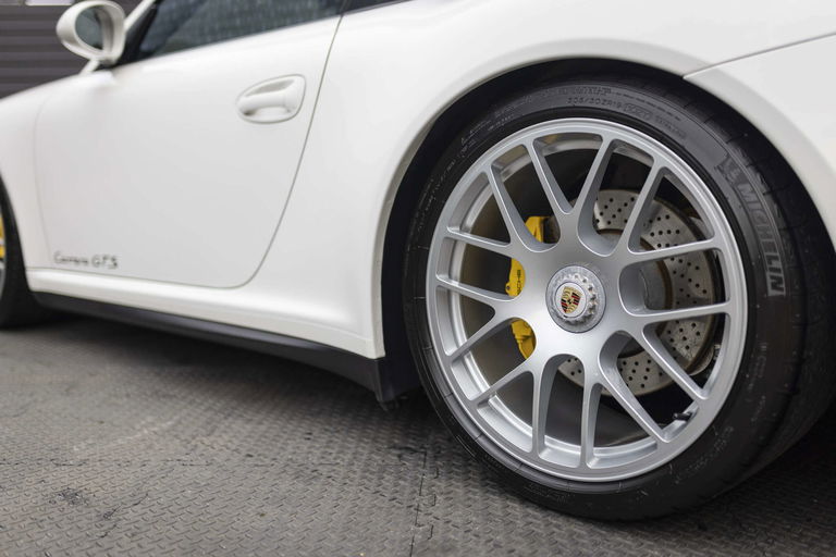 Porsche 997.2 Carrera GTS