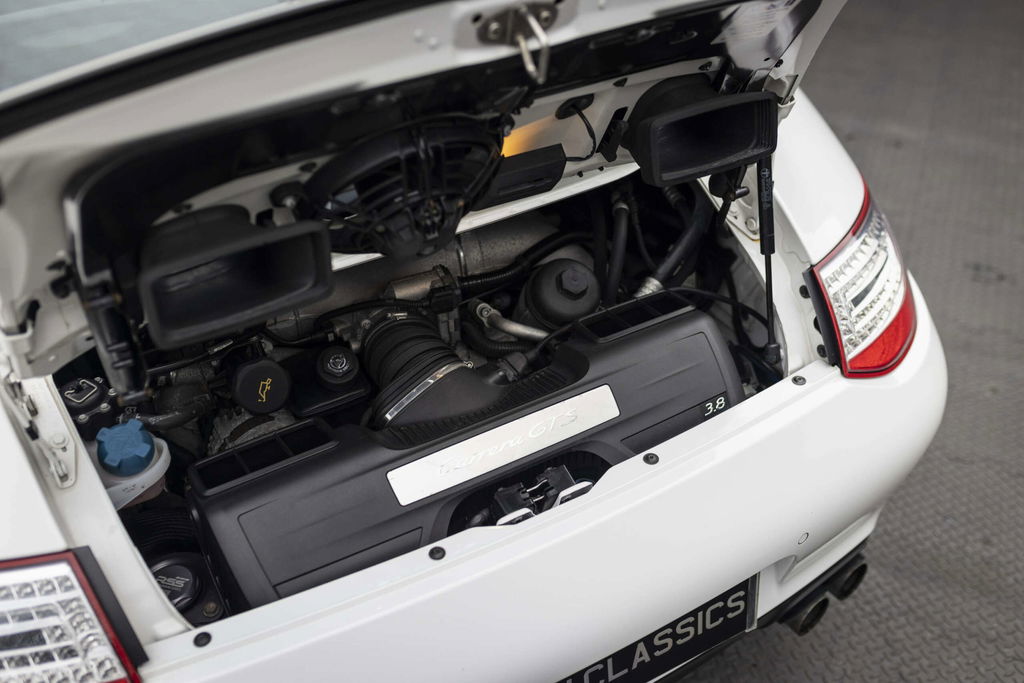 Porsche 997.2 Carrera GTS