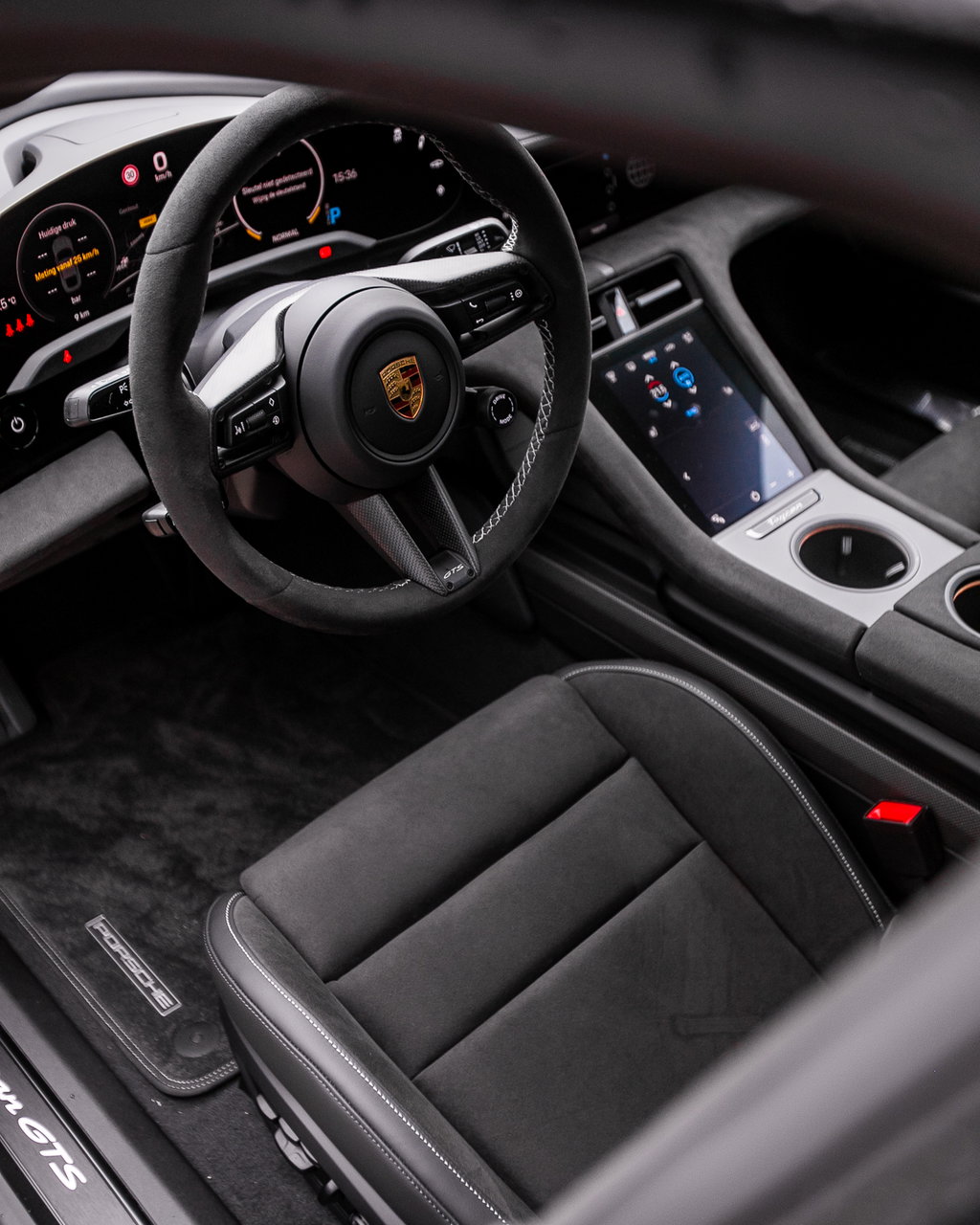 Porsche Taycan GTS