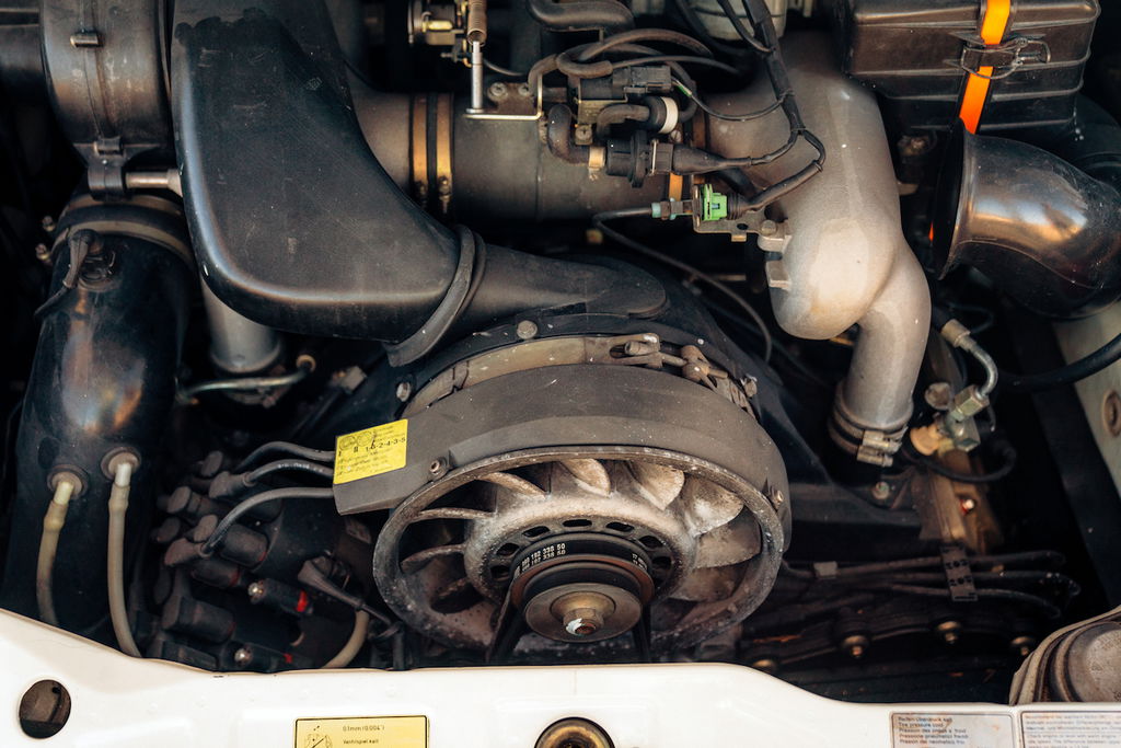 Porsche 964 Carrera 4