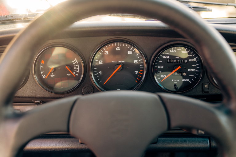 Porsche 964 Carrera 4