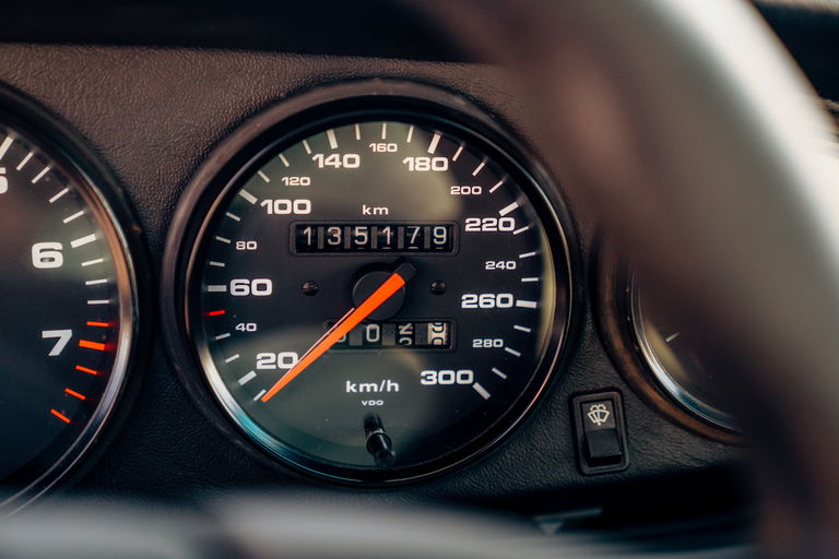 Porsche 964 Carrera 4