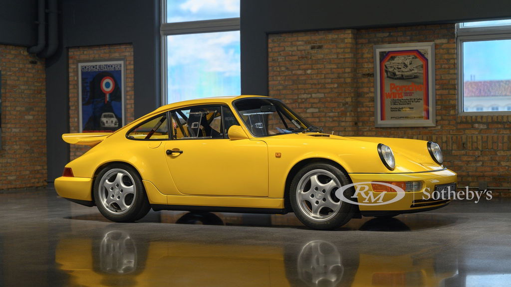 Porsche 964 Carrera 4 Lightweight