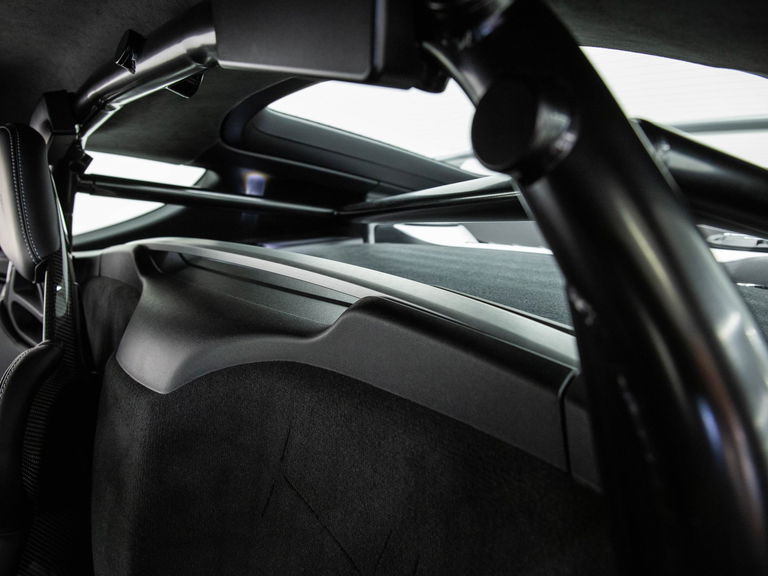 Porsche 718 Cayman GT4