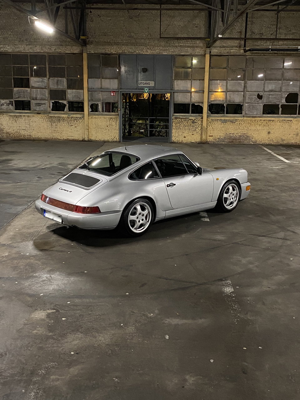 Porsche 964 Carrera 4